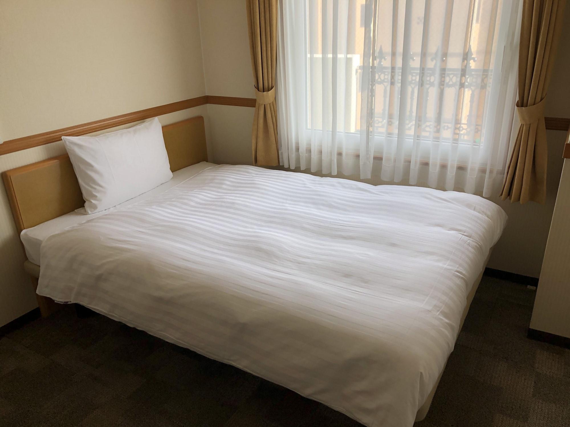 Toyoko Inn Osaka Hankyu Juso-Eki Nishi-Guchi No.1 Exterior foto