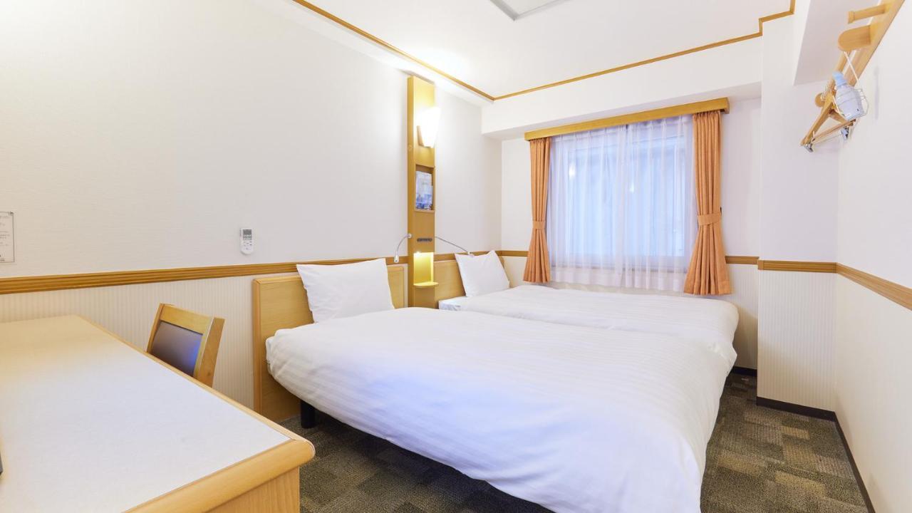 Toyoko Inn Osaka Hankyu Juso-Eki Nishi-Guchi No.1 Exterior foto